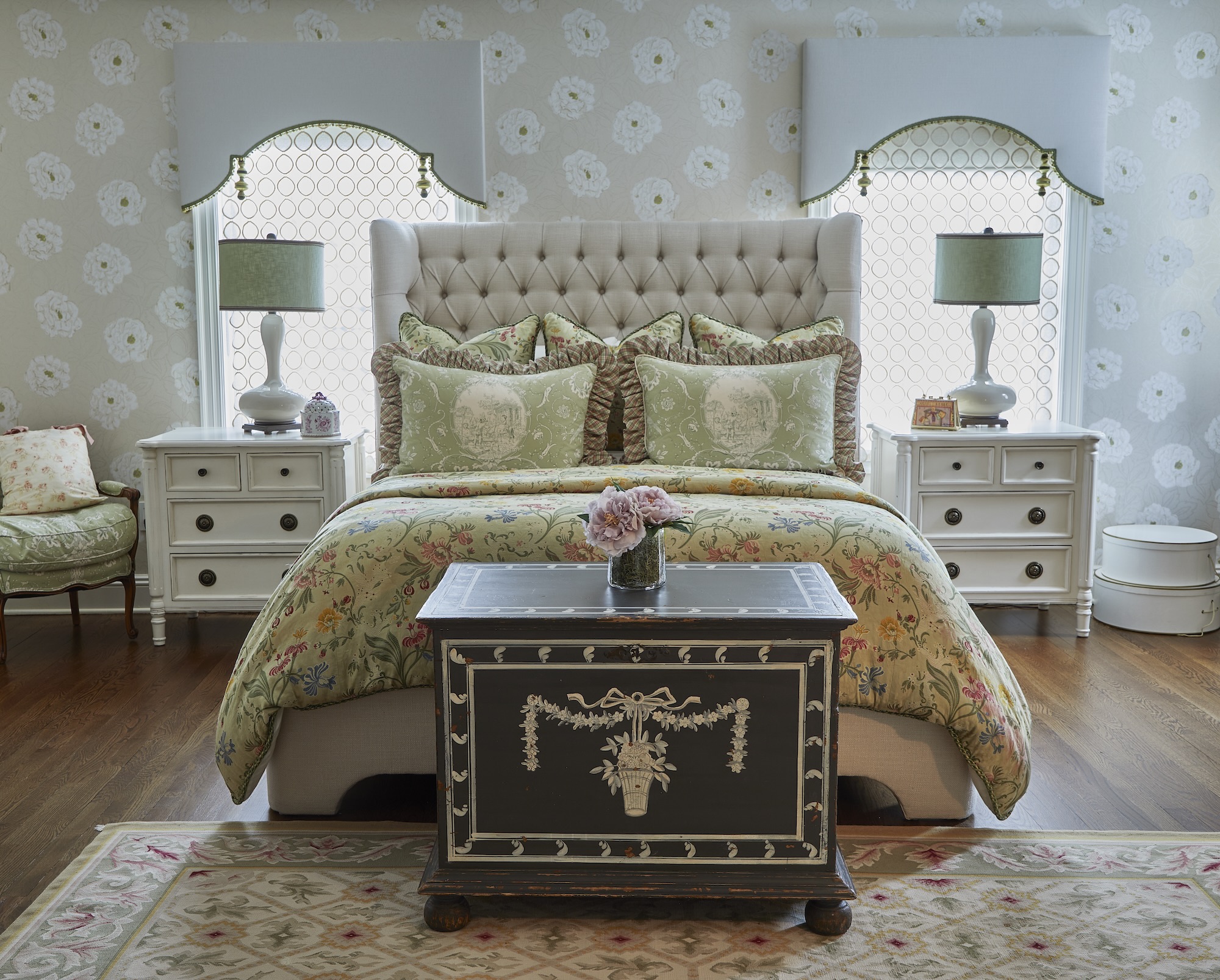 Bedroom Design Vintage Trunk At Foot Of Bed