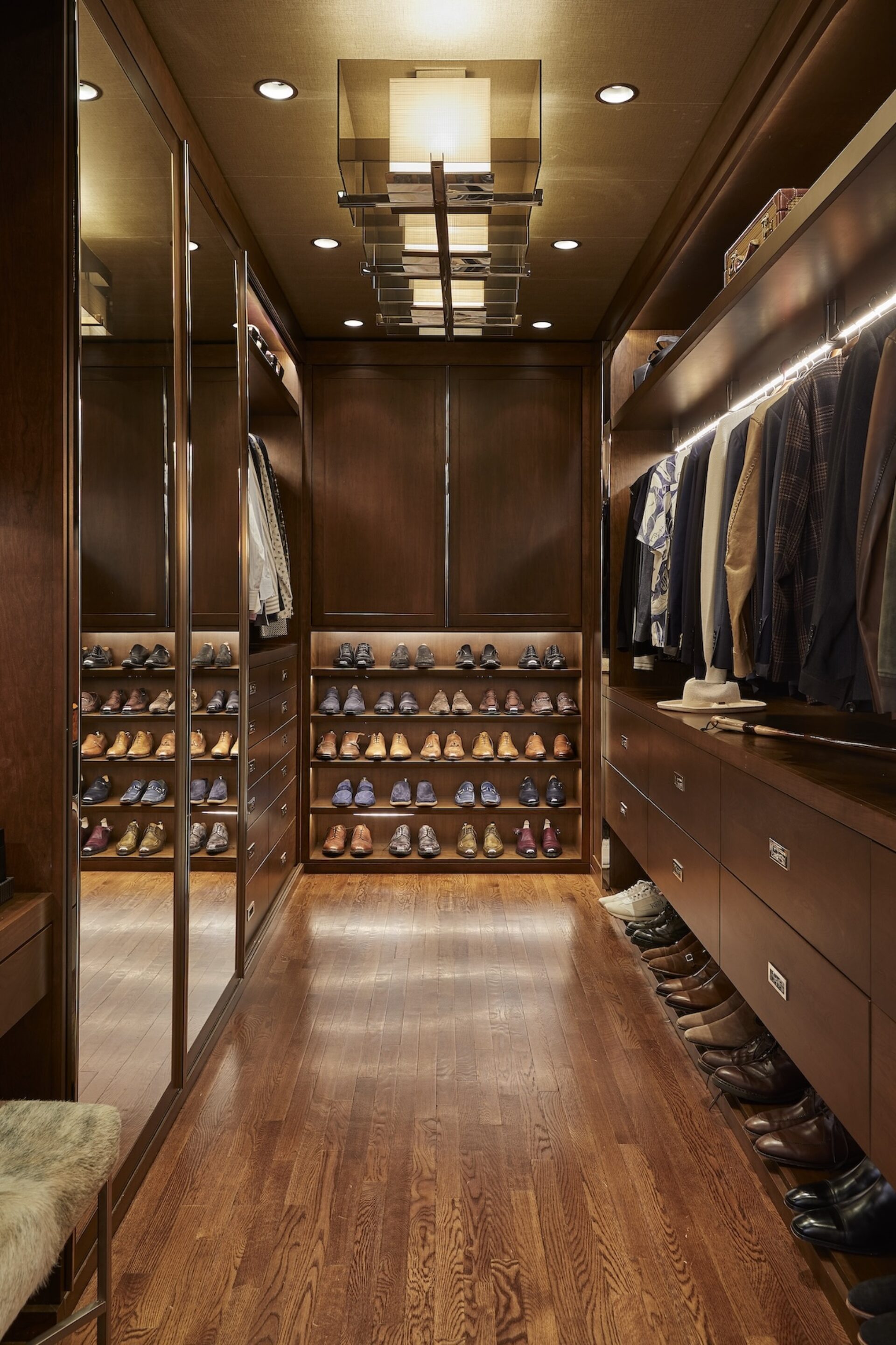Mens Custom Closet Design Shoe Storage Display