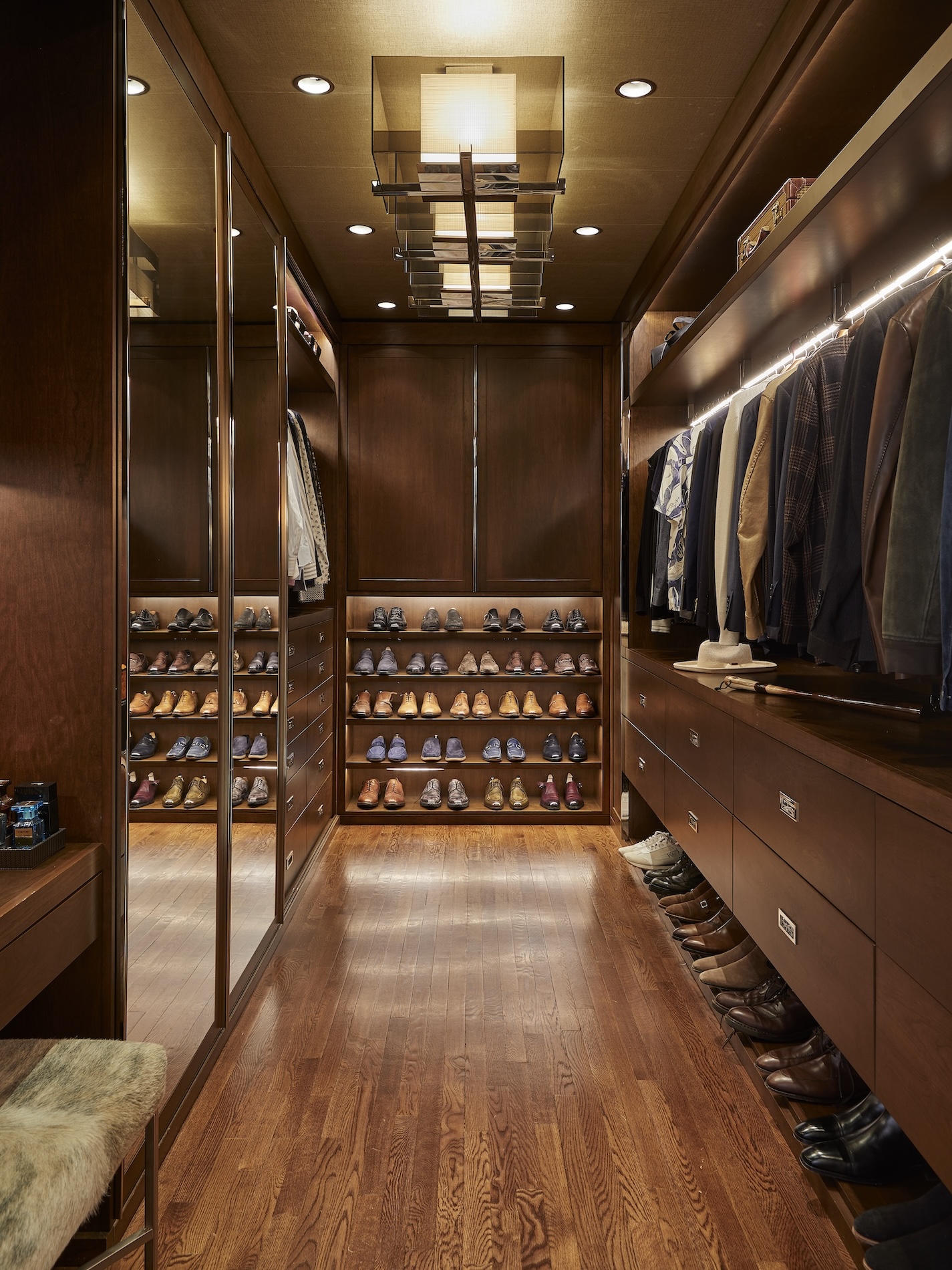 Mens Custom Closet Design Shoe Storage Display